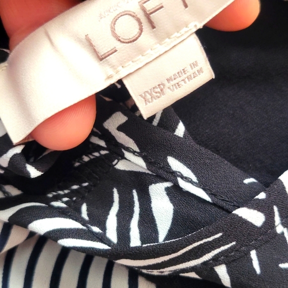 Tops - Picture 6 of 6